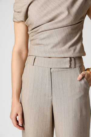 Calça Reta Risca De Giz