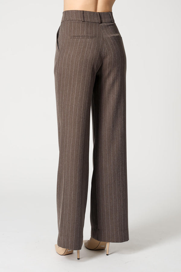 Calça Reta Risca De Giz