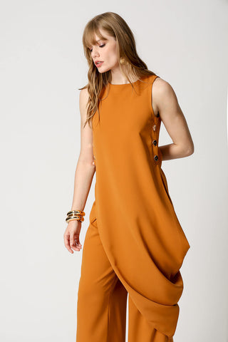 Blusa Túnica com Botões Laterais e Broche - CARAMELO