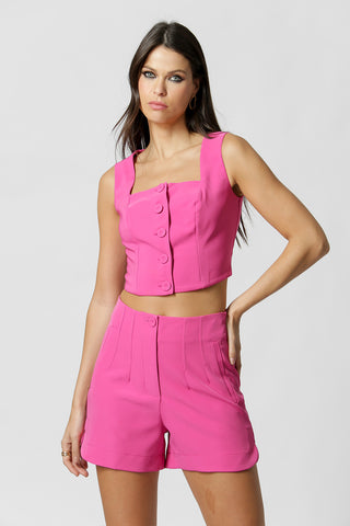 Top corto entallado con aberturas - FUCSIA