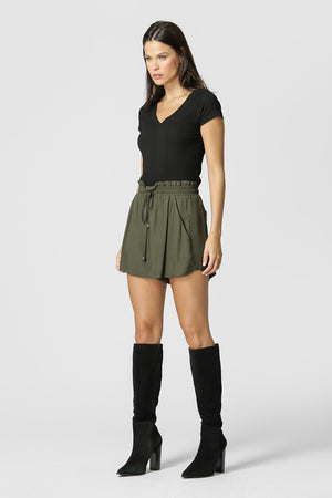 Blusa de punto acanalado con cuello en V - NEGRO