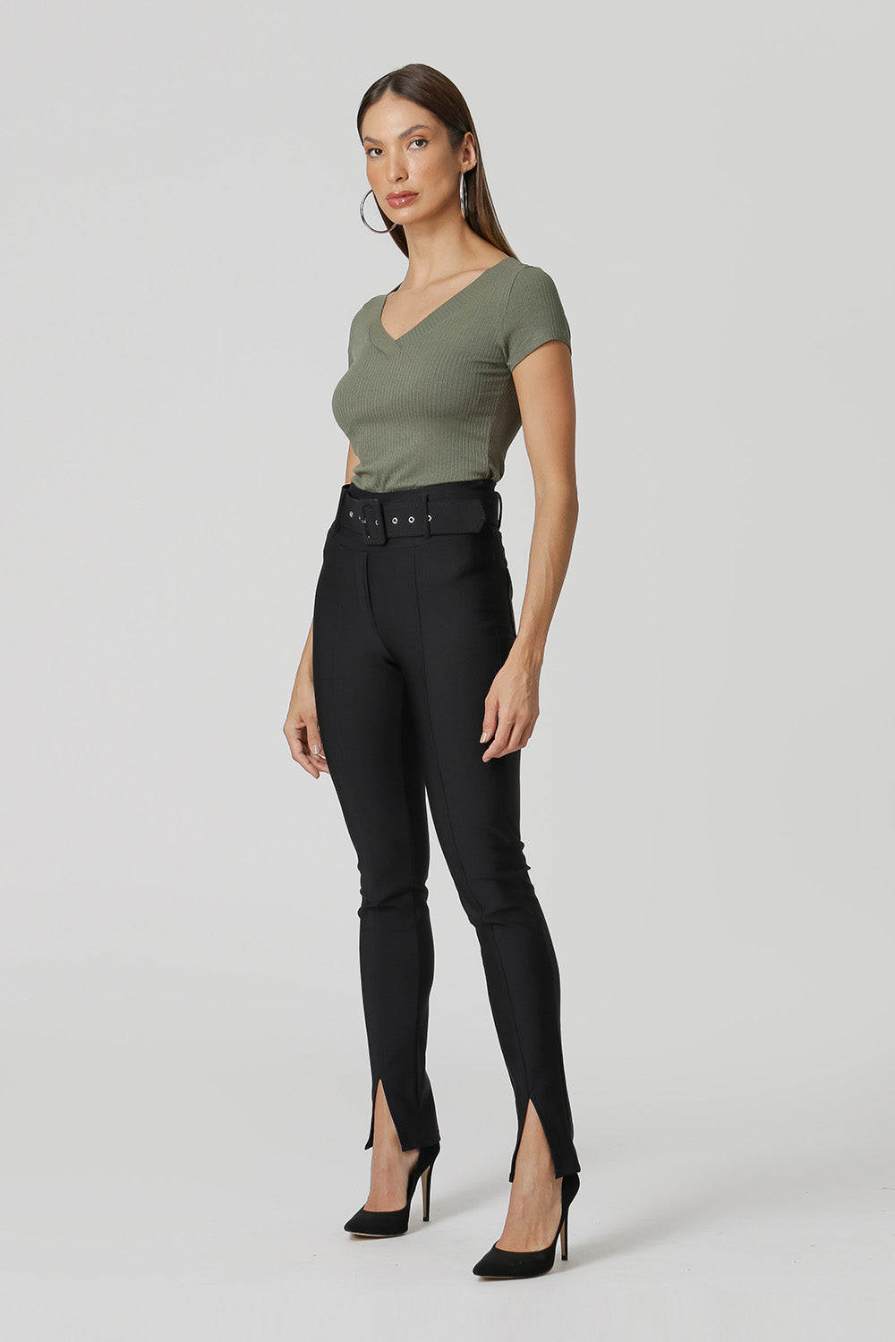 VERDE ACINZENTADO
