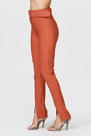 Calça Skinny Fenda na Barra