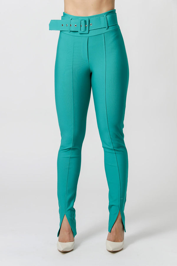 Calça Skinny Fenda na Barra