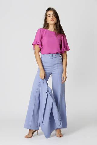 Blusa con mangas con volantes - FUCSIA