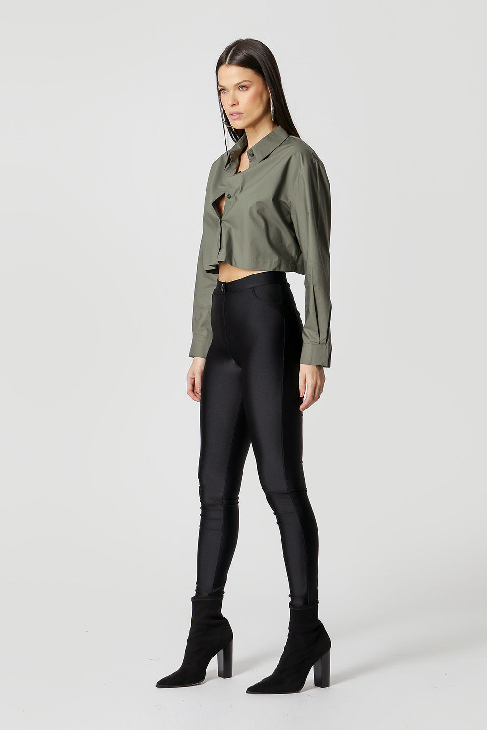 MILITAR