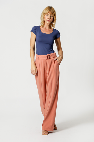 Blusa em Poliamida com Decote - MARINHO