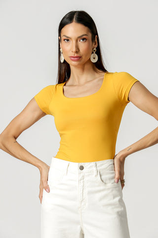 Blusa em Poliamida com Decote - MOSTARDA 1