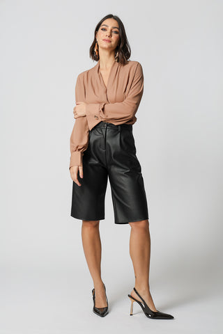 Blusa con botón dorado - CASTOR