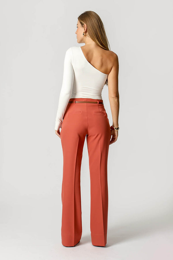Blusa Ombro Único Manga Longa