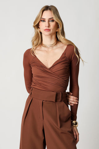 Blusa Franzida Transpassada - TABACO