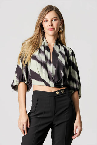 Top corto cruzado estampado - VERDE 6057