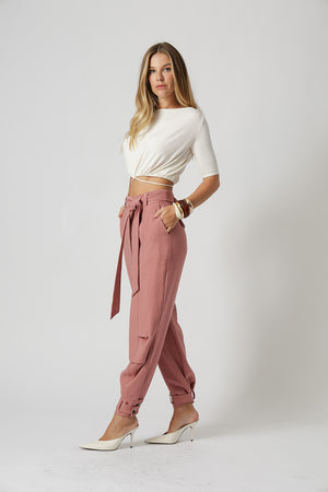 Blusa Decote Canoa Com Amarracão