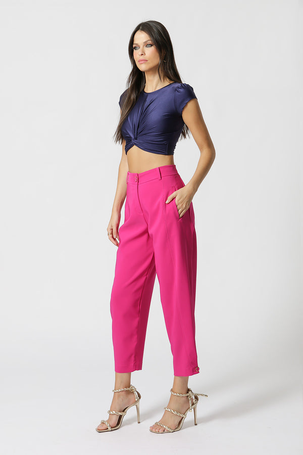 Blusa Cropped com Twist
