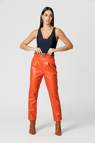 Blusa Com Recorte E Decote Diferente - MARINHO 4
