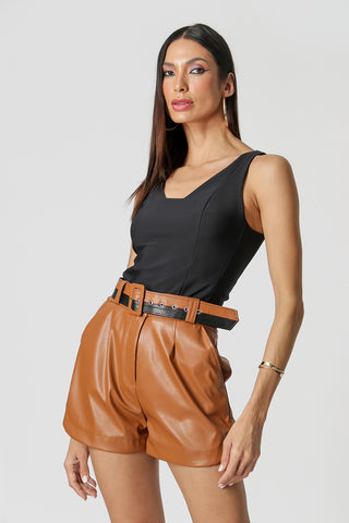 Blusa Com Recorte E Decote Diferente - PRETO 2