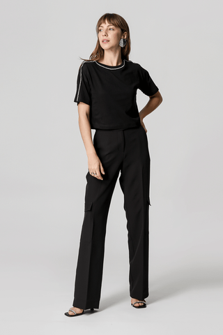 T-Shirt Com Strass No Ombro - PRETO