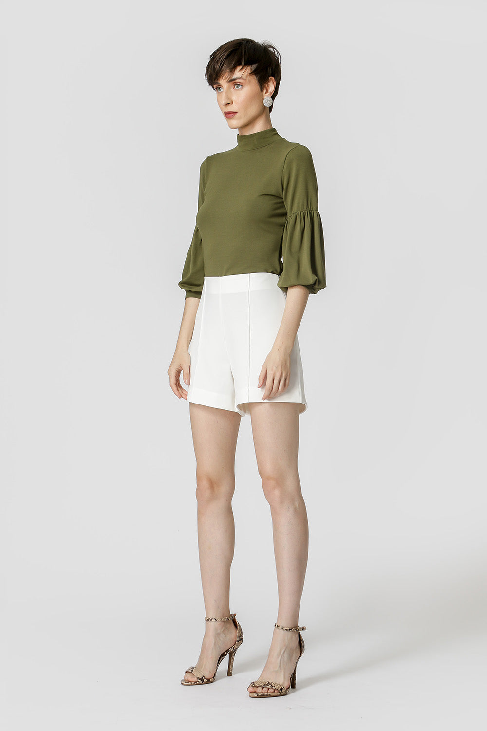 MILITAR