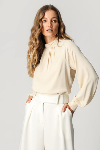 Blusa Manga Longa E Pregas - GELO