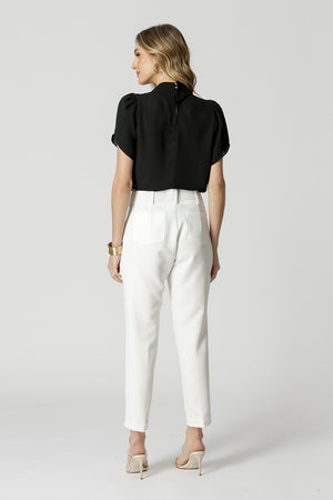 Blusa Gola Alta Manga Tulipa