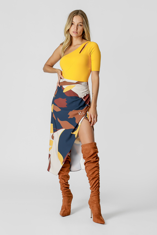 Body con hombros descubiertos - MOSTAZA 3
