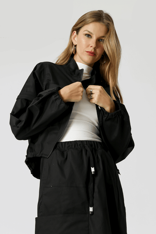 Jaqueta Manga  Destacável - PRETO