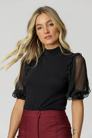 Blusa com Manga de Babado - PRETO
