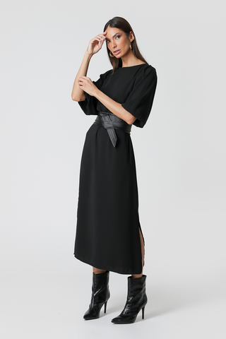Vestido con cinturón - NEGRO