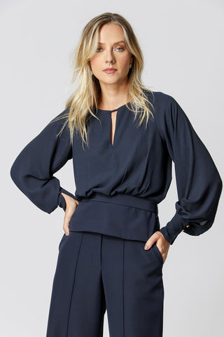 Blusa de cuello abierto con vasco - AZUL MARINO 3