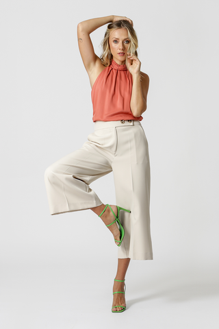 Blusa Gola De Pregas - TELHA
