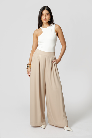 Calça Pantalona Com Prega Frontal - AREIA