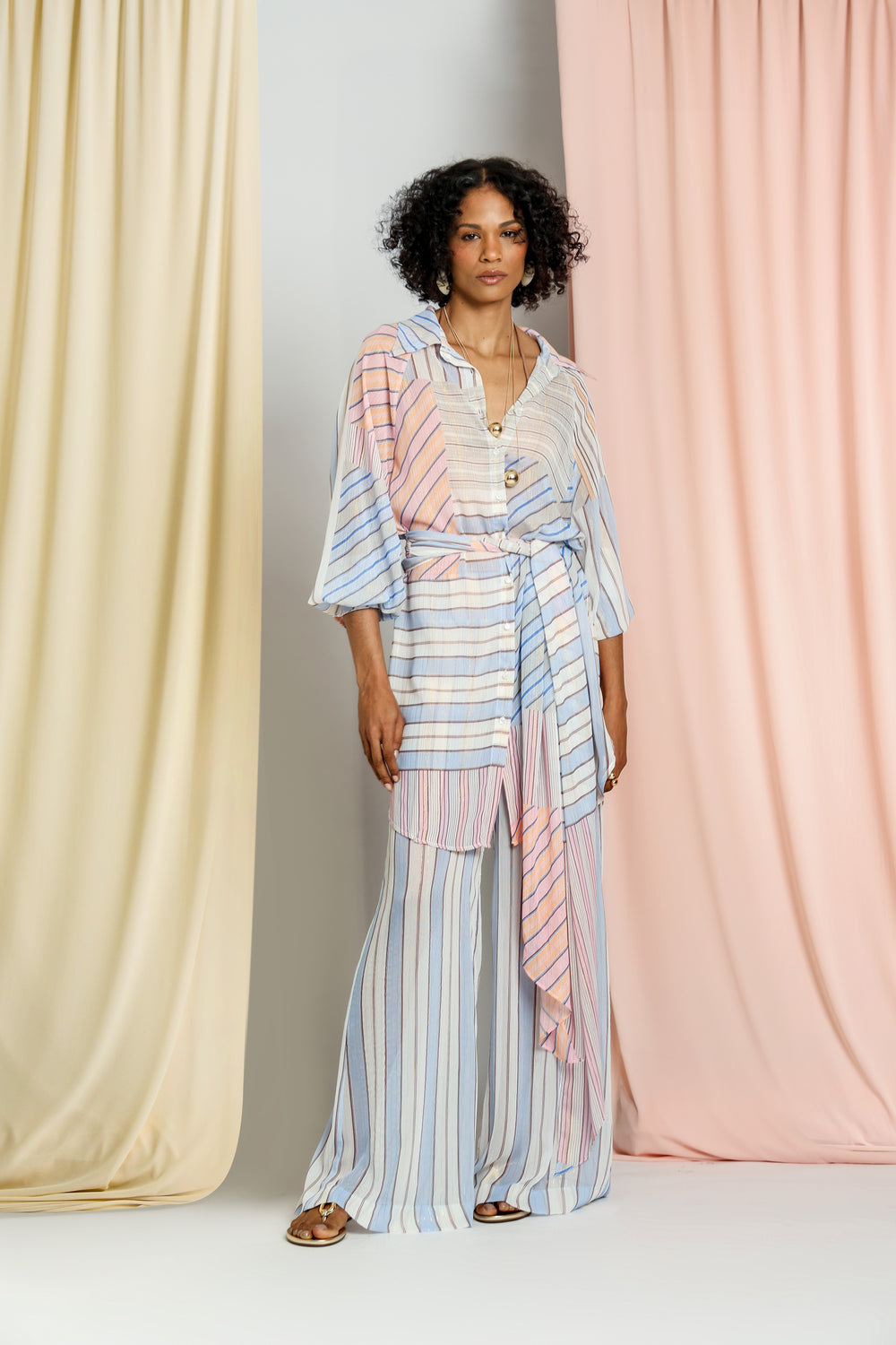 Calça Pantalona Estampada Em Chiffon Metalizado TRIMIX