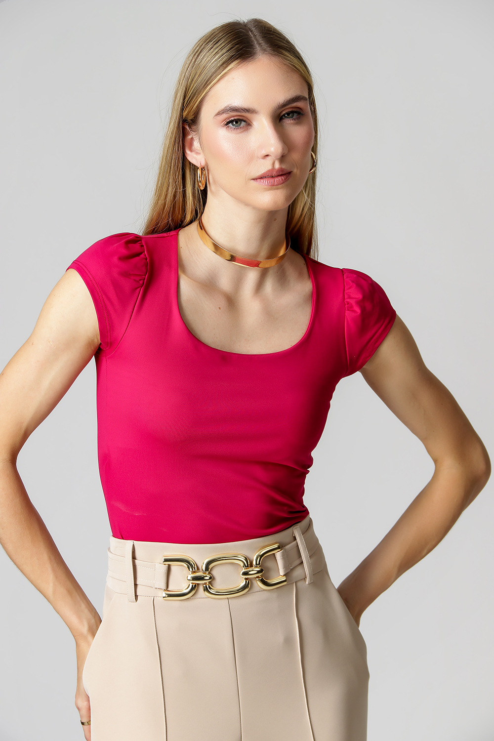 Blusa de escote cuadrado con hombros fruncidos - VINO 1