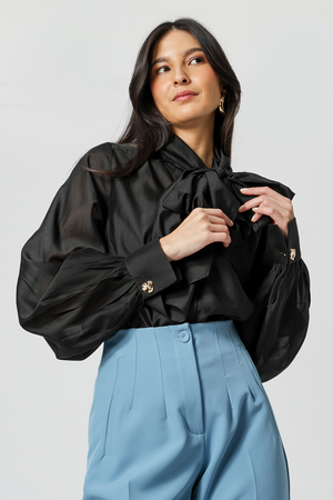 Camisa Com Laço Amplo - PRETO