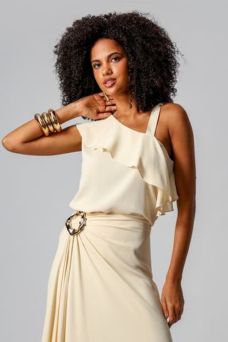 Blusa Com Babado e Alça Removível - CRU