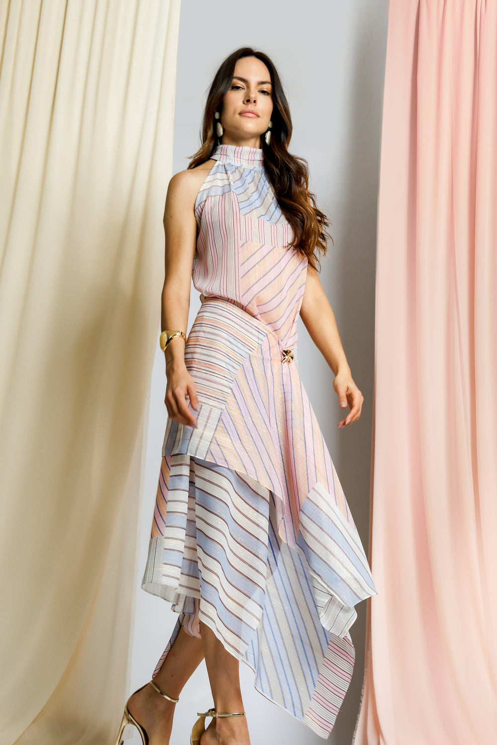 Vestido Assimétrico Em Chiffon Metalizado TRIMIX