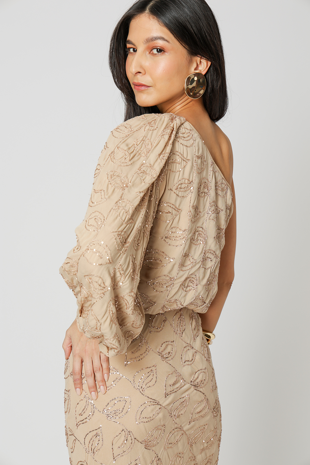 Blusa Ombro Único Paetê Folhas - AREIA 90168