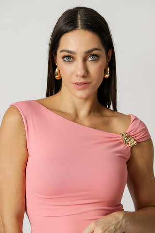 Blusa Decote Assimétrico Com Fivela - ROSA CLARO