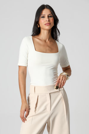 Blusa Decote Quadrado Malha Amni