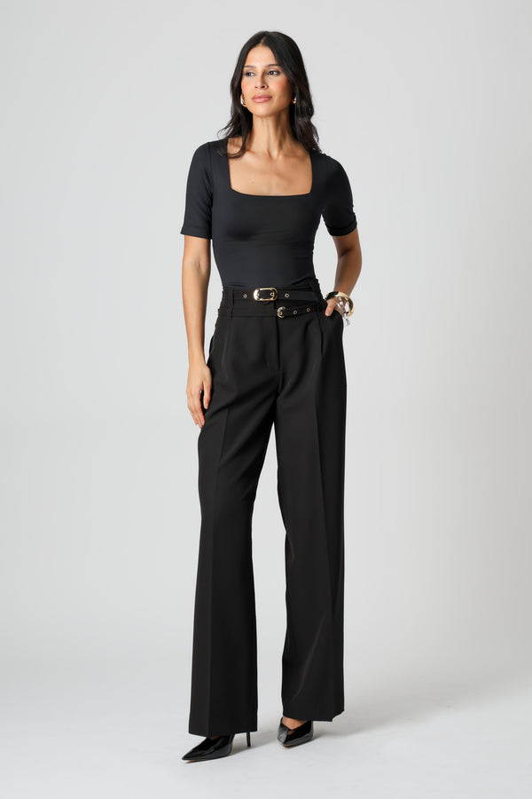 Blusa Decote Quadrado Malha Amni
