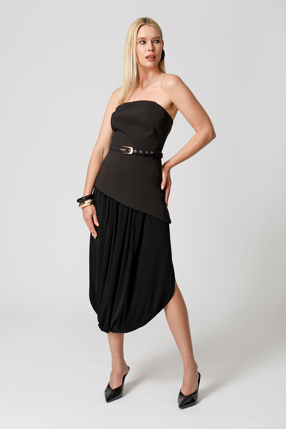 Saia Franzida Com Fenda Lateral - PRETO