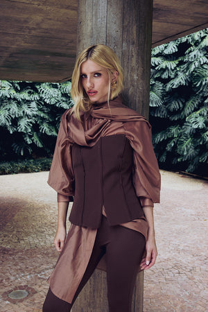 Blusa Strapless em Alfaiataria com Recortes