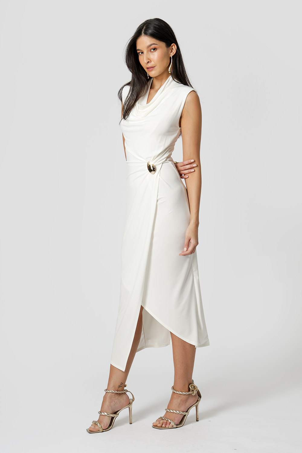 Vestido Transpassado com Acessório - OFF WHITE