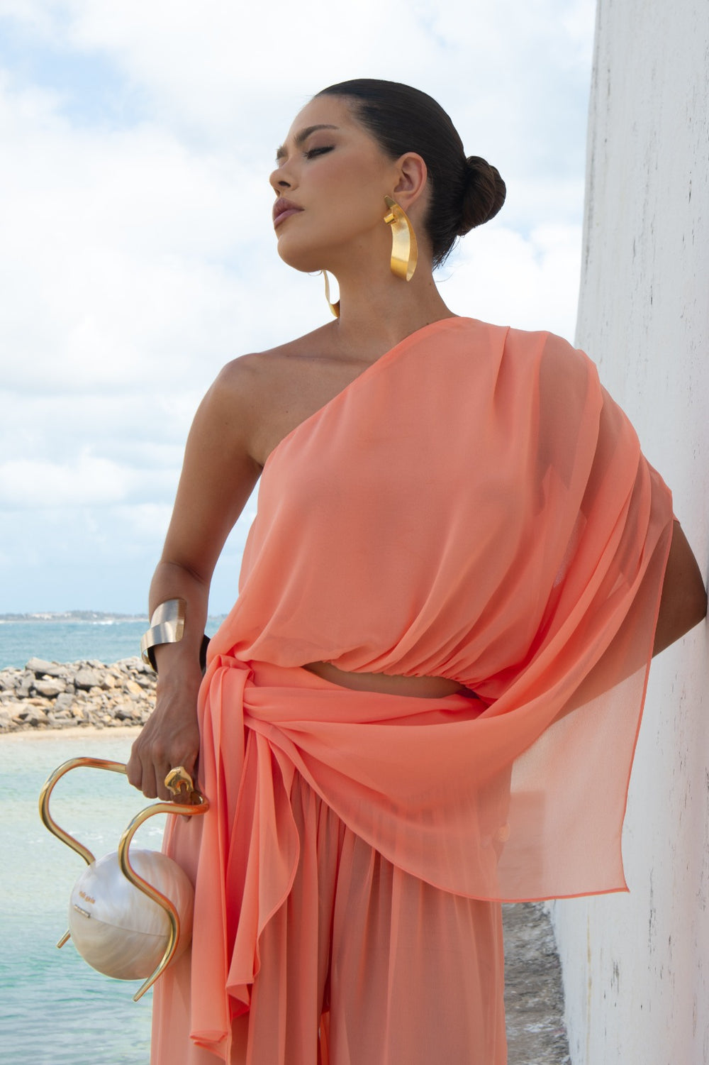 Blusa Ombro Único Com Manga Lenço