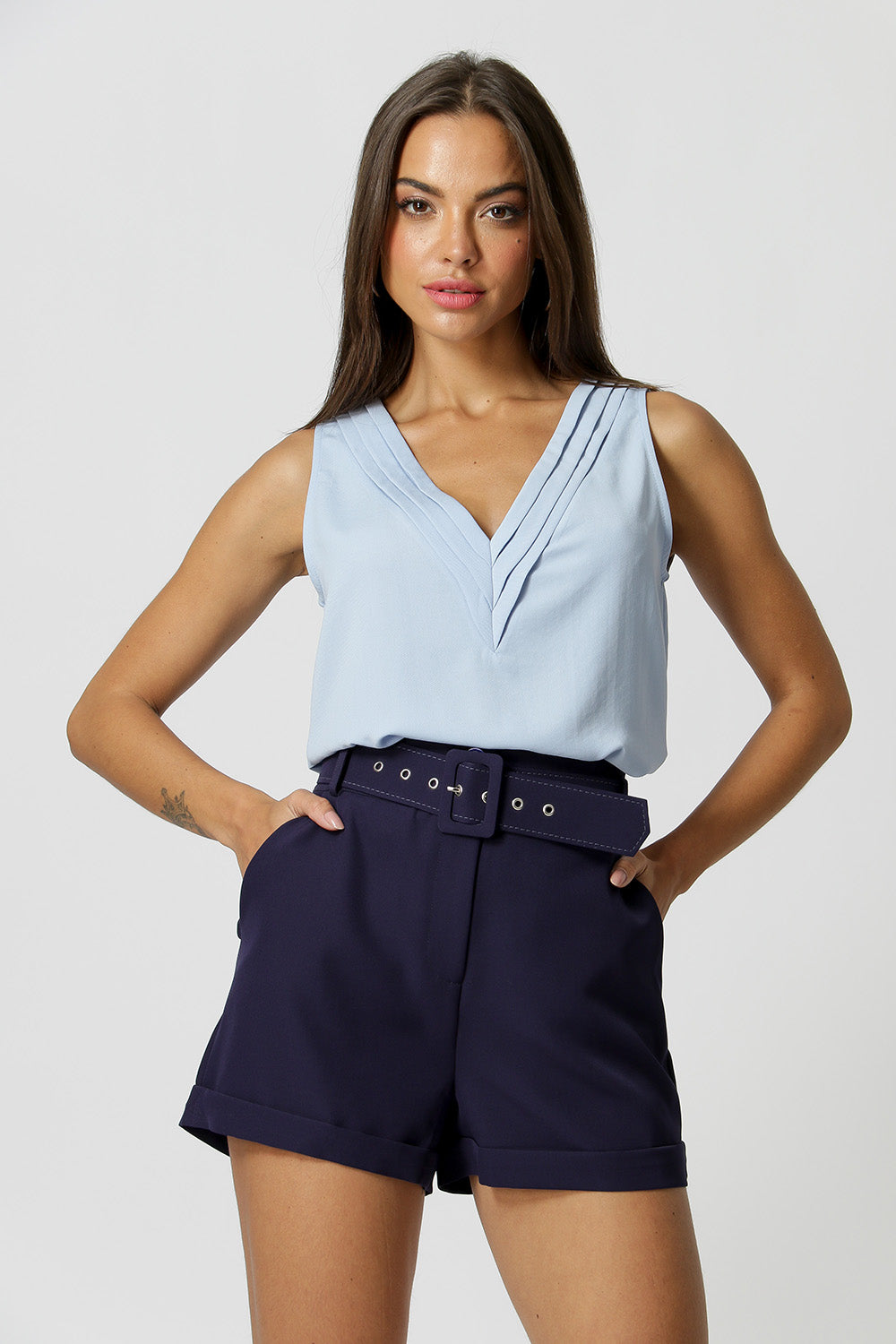 Blusa de crepé con cuello en V - AZUL CLARO