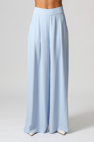 Calça Pantalona Com Prega Frontal - AZUL CLARO