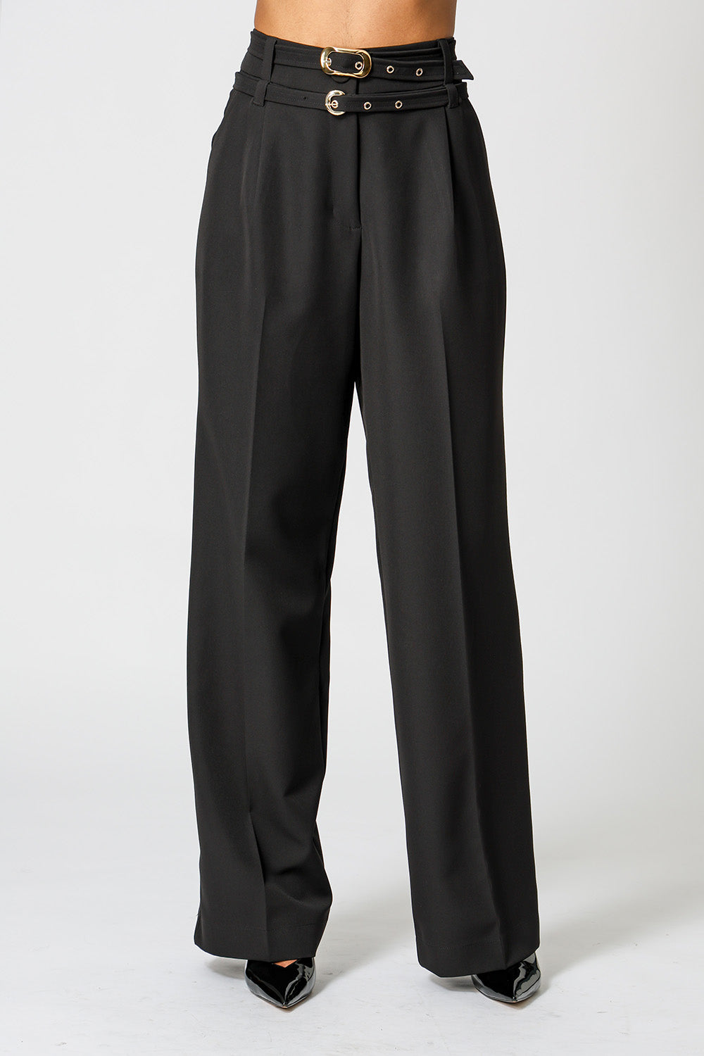 Calça Alfaiataria Com Pregas e Cintos - PRETO