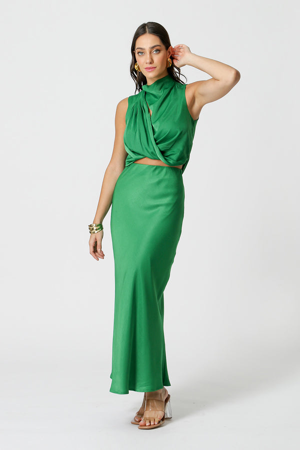 Blusa de Cetim Com Pregas No Ombro - BANDEIRA