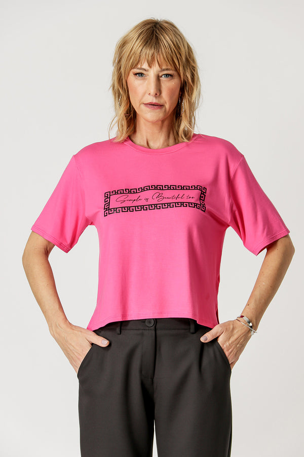 Camiseta con estampado escrito - ROSA 5