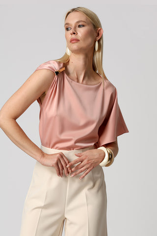 Blusa de Cetim Com Manga Assimétrica - ROSE